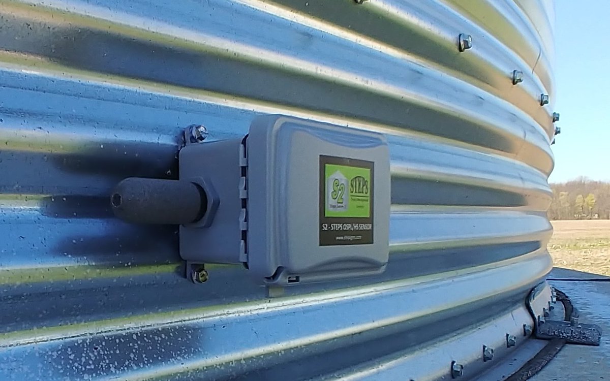 eyetroyer's tweet image. Grain Management Tip!
Don't let your fan blow the moisture out of your grain!
Monitoring the temperature and humidity of the air after the fan, in the plenum with the Steps OSPL Sensor reduces shrink loss in your grain!
stepsgms.com