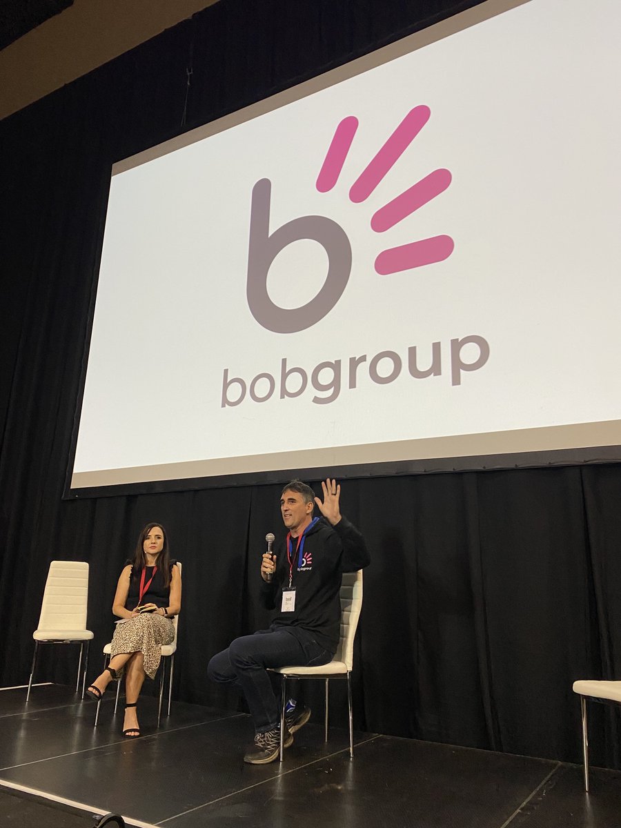 bobshopcoza's tweet photo. Andy Higgins and Anita Erasmus discussing what to charge customers for shipping at #EcommerceLive #Leaderex2022 #bidorbuy #uAfrica https://t.co/3vmnPfhYFk