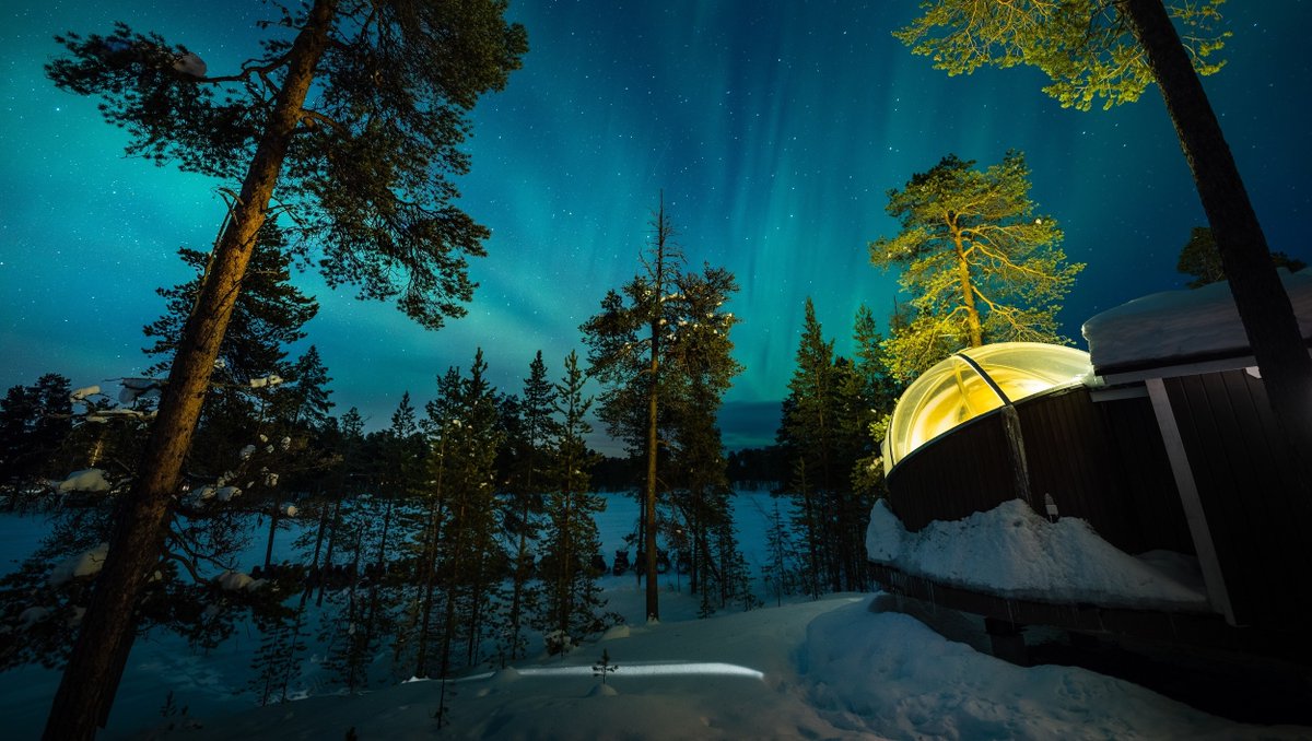 Located in complete seclusion on the distant shores of Lake Inari, @wildernesshotelnellim is nestled deep within a pine forest and surrounded by fells. ⁠

Knowledgeable guides can whisk you away on unforgettable Arctic experiences in the wilderness. 

📸 Photos by