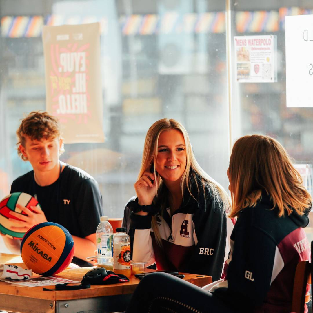 Love sport and fitness?
Join @TeamHallam at next week's Sports Fair and get the lowdown on...

⚽ 40+ clubs (from footy to futsal)
💙 Personalised healthcare
🏟️ World-leading facilities
🏆 The legendary #Varsity games

11am to 4pm at The HUBS bit.ly/3RuUtQp