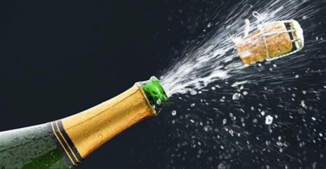 If you’ve successfully made it through the first day or are just arriving, we welcome you to join us for champagne and music from 4pm on Stand #10  

#EiLive