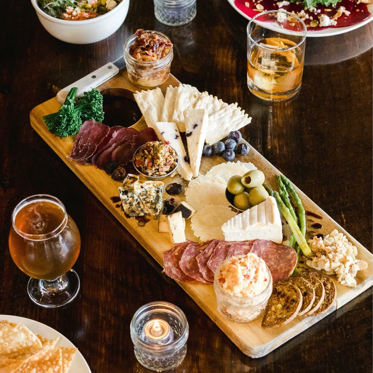 Well, hello there gorgeous! 

Charcuterie Night, every Wednesday, 6 PM. Reservations via <a href="/resy/">Resy</a> // 📞 706.364.5300

—
#finchandfifth #charcuterie #charcuterieboard #wednesdays #surreycenter #augustaga #loveaugusta #eatlocal