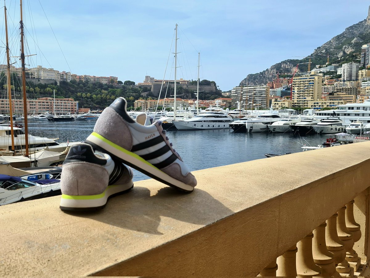 sminky's tweet photo. #adidas Haven #adidasOriginals #MonteCarlo #Monaco #holidaystripes https://t.co/jS5vBaGoA3