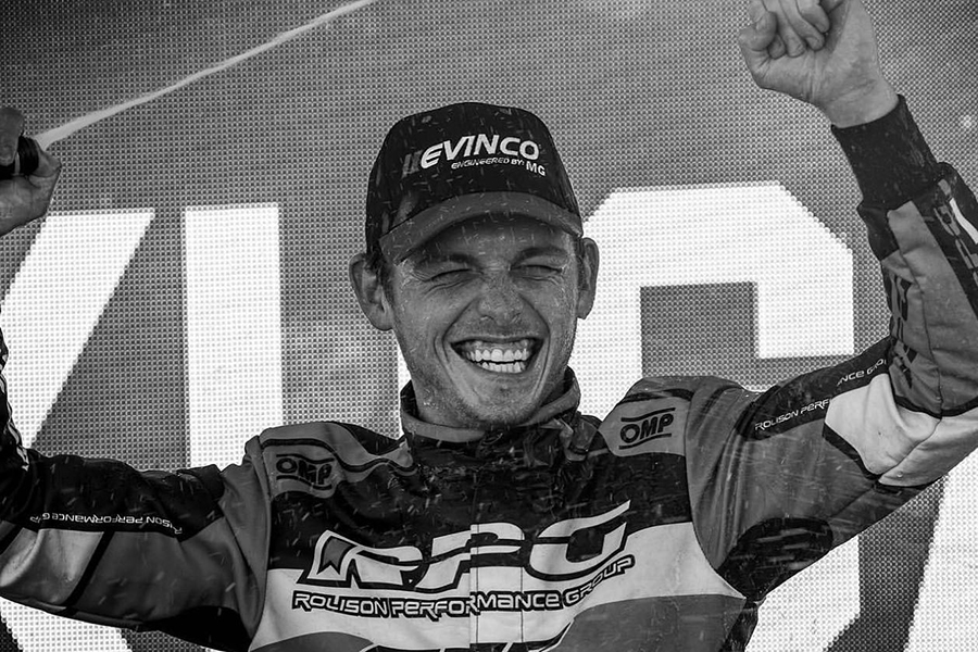 eKartingNews's tweet photo. Part 2 of the 'Drive to 25: @RobHowden's SuperNationals Journey' announces that he will be racing with @rolison_pg this November.

https://t.co/T9fXTwwKDa

#DriveTo25 #EKNatSKUSA #SKUSASuperNationals #SuperNats25 #Vegas #Rio #RPG #RolisonPerformanceGroup #OTK #OTKUSA #karting https://t.co/7mWmi2vcrg