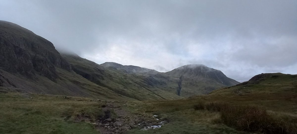 Steve72Outdoors's tweet photo. No sunrise  this morning  😢#Borrowdale  #LakeDistrict  #wildcamping  #LeaveNoTrace #styhead https://t.co/rgYPTyDiiY