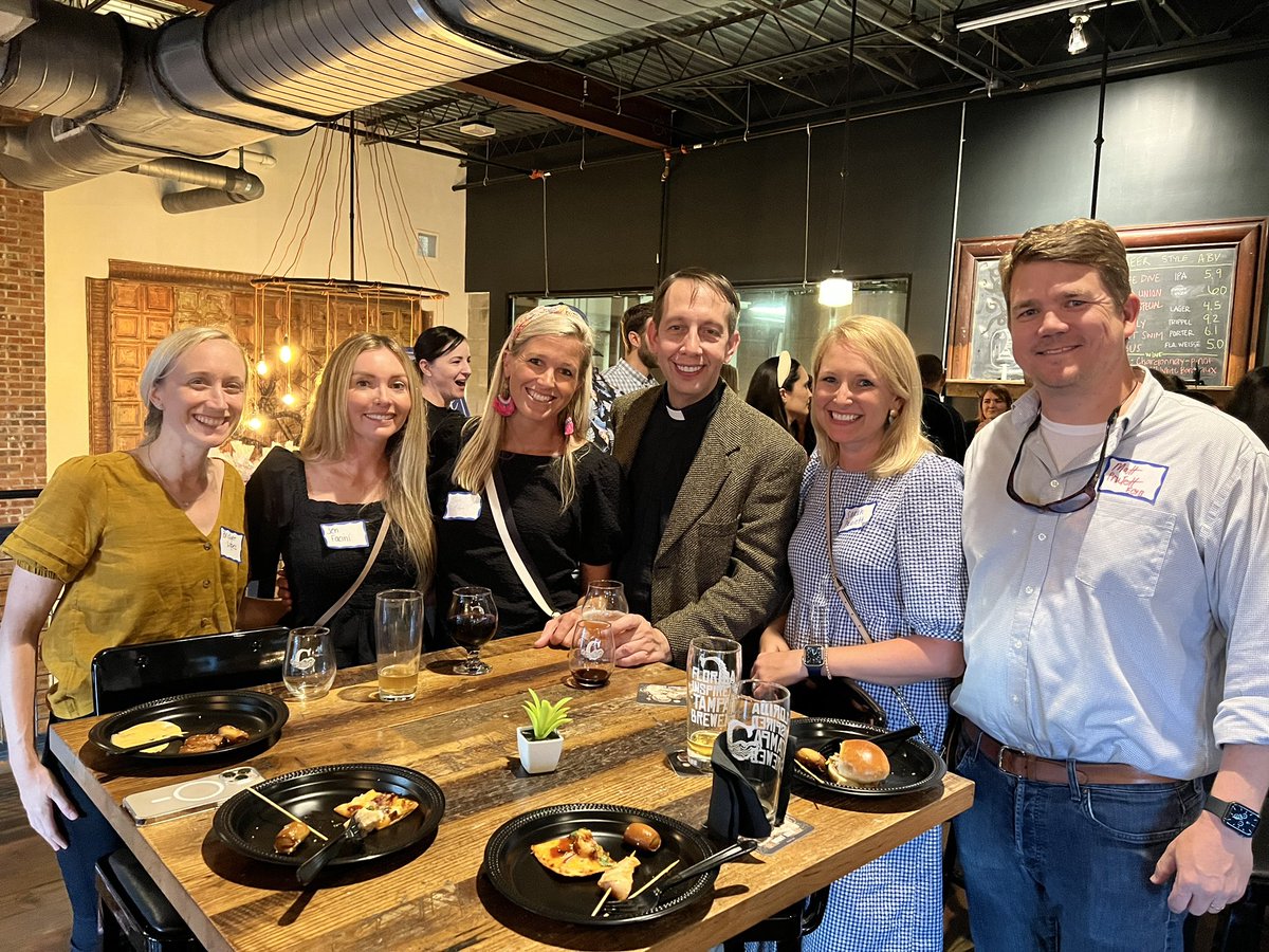 Cheers to our new families! 🍻 Such a fun night <a href="/coppertail/">Coppertail Brewing</a> with CKS new and mentor parents!