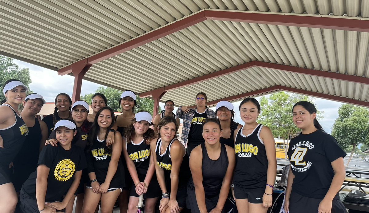 Girls tennis wins their opening match versus Ganesha 10-8