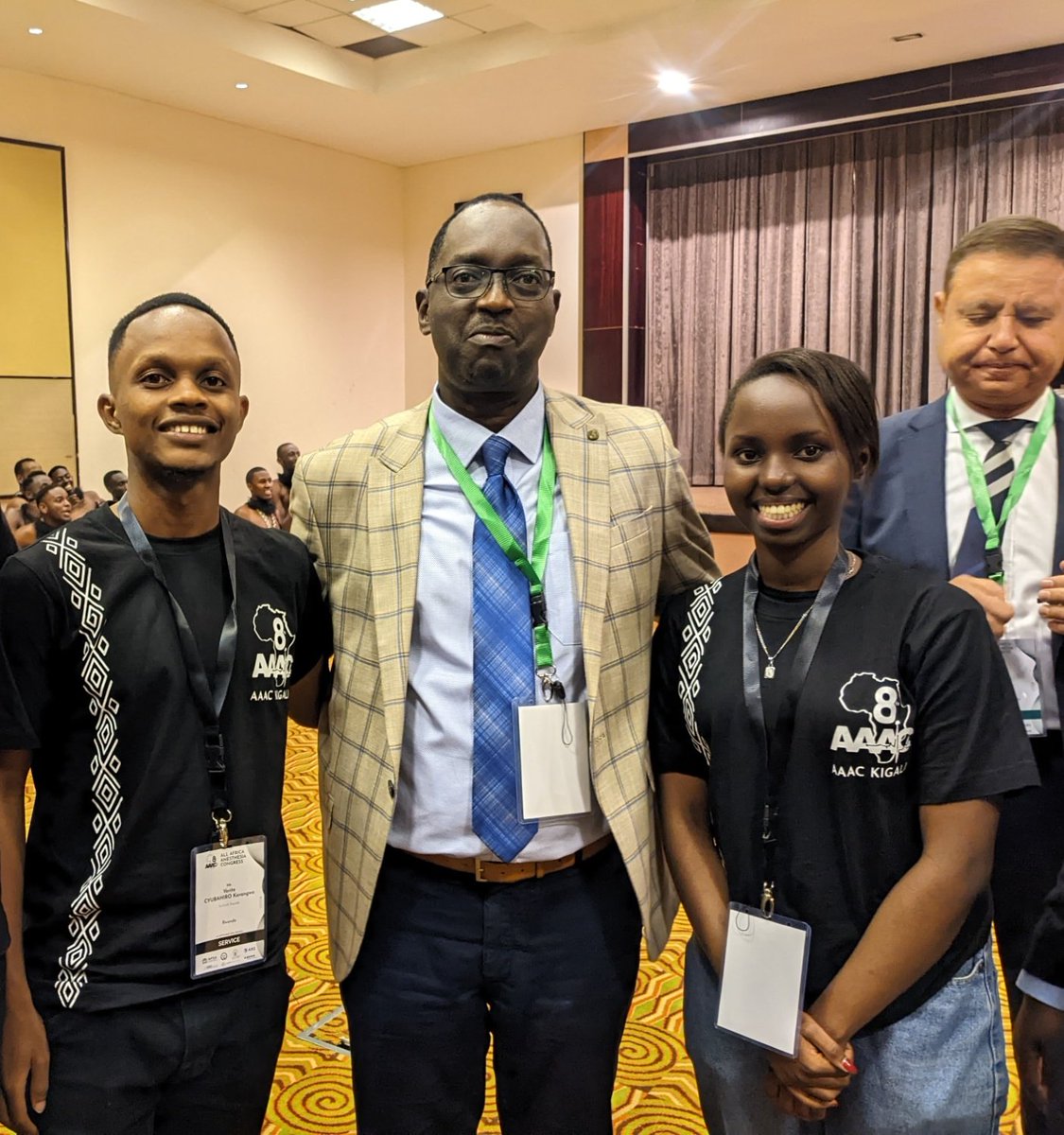 InciSioN Rwanda | Global Surgery | tweet media