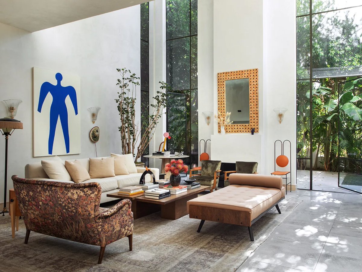 "See How a Leafy and Lush Home Got Infused With Old World Charm" - <a href="/ArchDigest/">Architectural Digest</a> 😍🌿 architecturaldigest.com/gallery/see-ho…  

#Inspiration #InteriorDesign #Interiors #Exteriors #Design #Home #Spaces #Decor