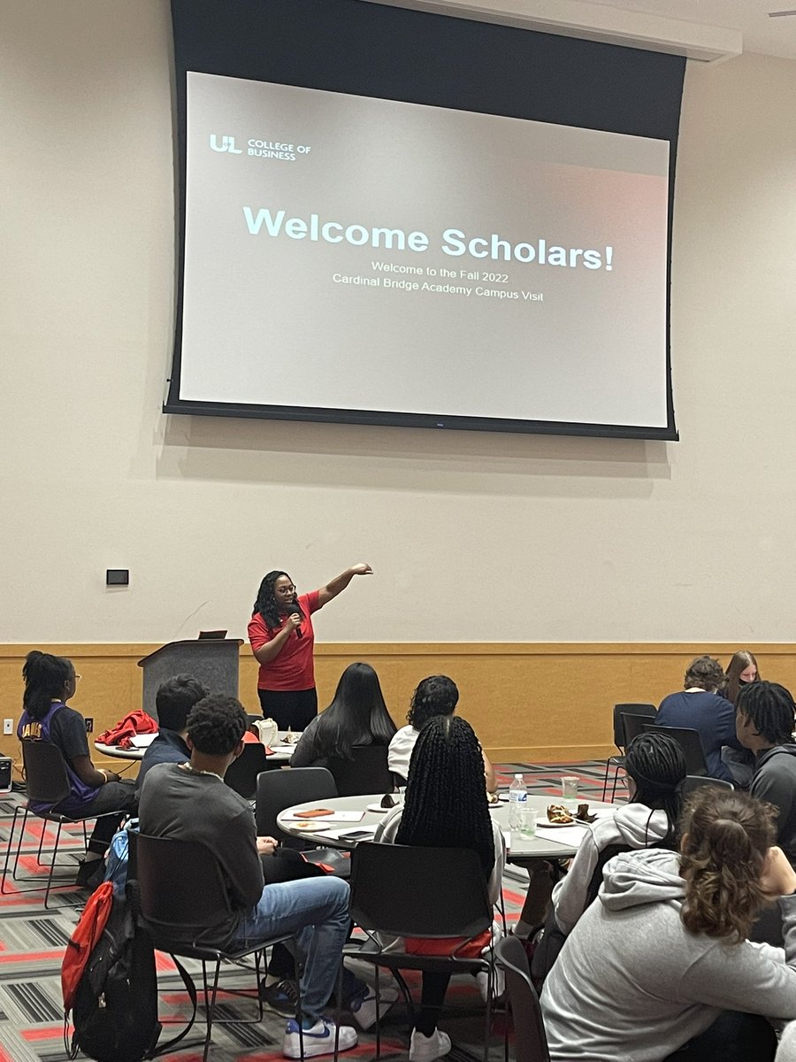 Mary Louise Pozaric tweet media