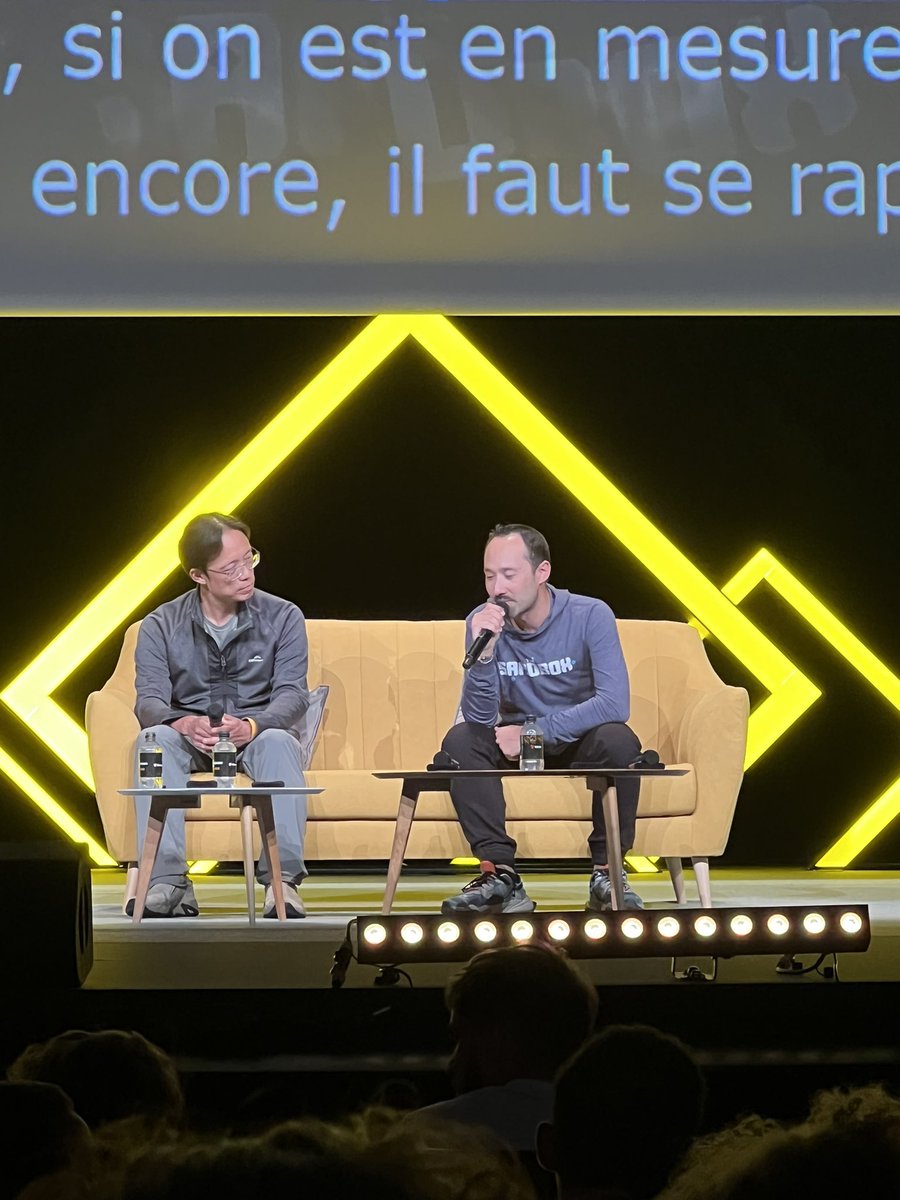 Cupid_Fox_'s tweet photo. Acting like a groupie ��� and looveeeee the energy of Yat Siu ( chairman of @animocabrands ) such an inspiring and motivating speech. Great core value. It s about the value for the user first. Work with passion. @borgetsebastien #TheSandbox #BinanceBlockchainWeek https://t.co/Do6xZALtv6