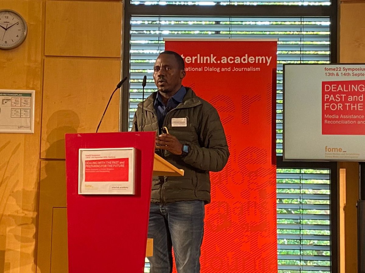citezw's tweet photo. #fome22 Symposium Day 2: CITE presented on the theme Dealing With The Past and Preparing for The Future.
The team’s presentation focused on the importance of media and information literacy. The symposium is being hosted by @InterlinkAca in Hamburg, Germany. #Asakhe https://t.co/vAd2Lpawej