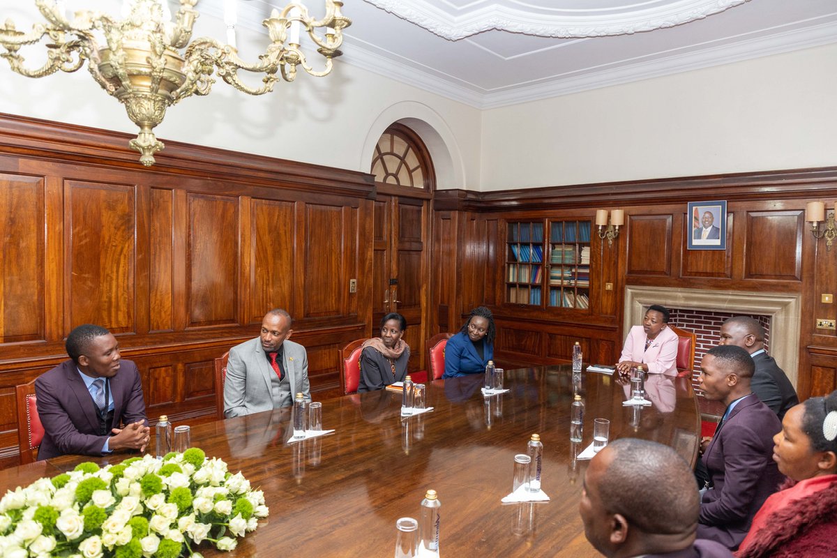 The First Lady hosted the Zabron Choir earlier today, when they paid a courtesy call at State House. They are well known for their popular song Mkono wa Bwana and Usiniache.