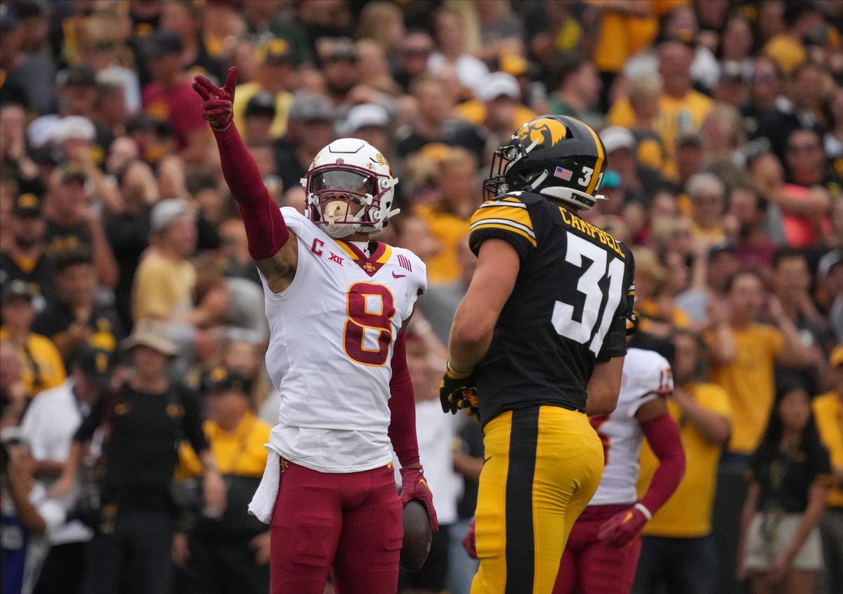 mowe0018's tweet photo. Big Ten Power Rankings - Week 2 Edition Schadenfreude! Get your Schadenfreude here! https://t.co/QAfoQLwyba https://t.co/tooWJJR31f