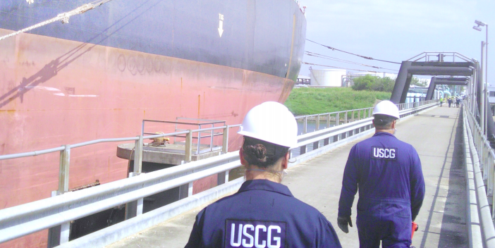 safety4sea's tweet photo. .@USCG has issued job aid which cites regulations from 74 SOLAS, MARPOL, STCW and other conventions and codes and contains the items that should be examined during a PSC A exam.
#PSCFocus #MaritimeIndustry
Explore more👉 https://t.co/HdbCDZQ6mr https://t.co/1PbNtMCCtc