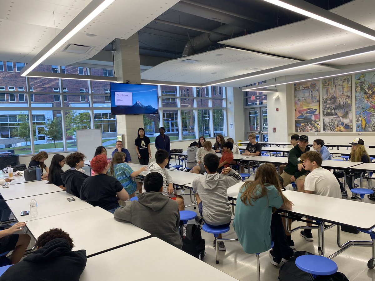 Loved visiting 9th homerooms and seeing the Apex Ambassadors in action! <a href="/agstevenson1/">Alicia Stevenson</a> <a href="/aepettifer/">Aubrey Pettifer</a>