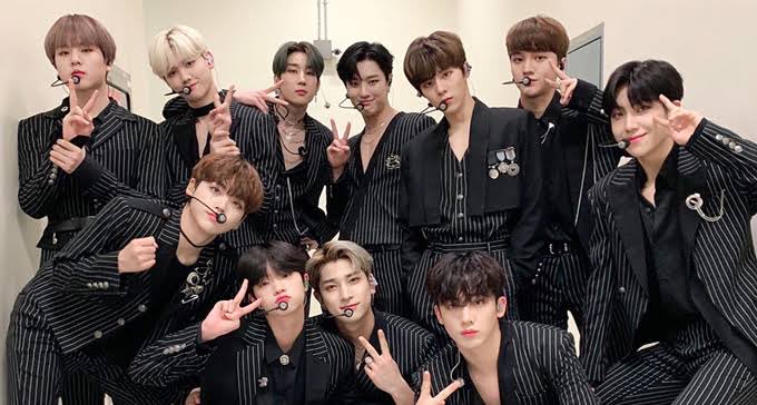 🍚 (・⊝・🦋) tweet media