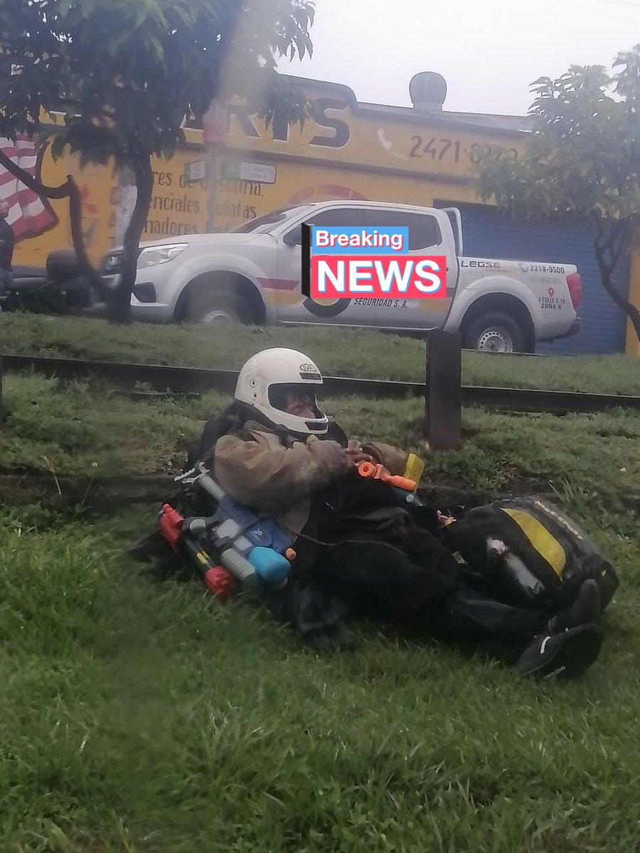 LuisRod09047821's tweet photo. #BobaFett a la #Tortrix

Ya anda el cazarecompensas acá 😳
#FelizMiercoles https://t.co/sRtqLxFMhe