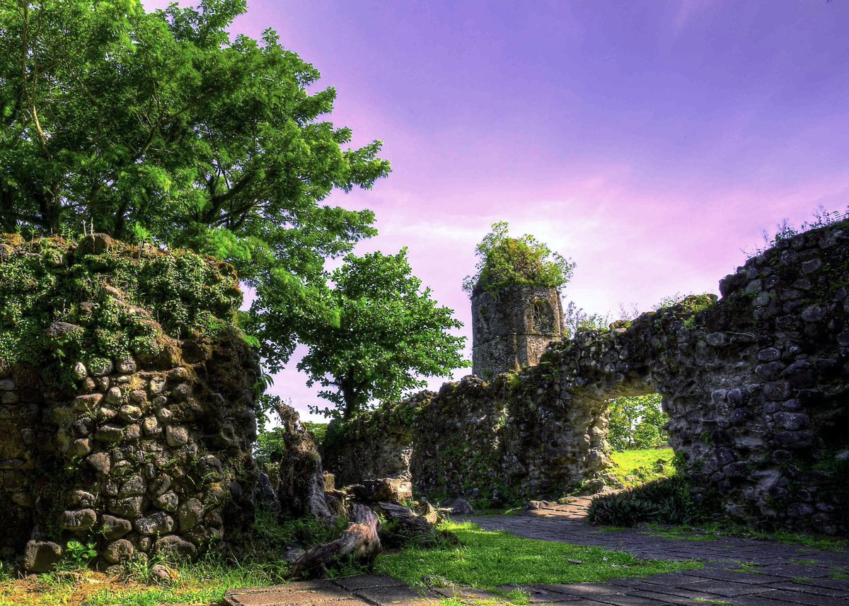 landscaper88's tweet photo. If you are delighted to be in ancient ruins, you are either a curious historian or a romantic person!
- Mehmet Murat Ildan
#OldArchitechture #architecturephotography
#photography
#photographer #TravelToPhilippines #ChildSafeTourism #NoToSECTT 🇵🇭 https://t.co/MfPJl3TpVo
