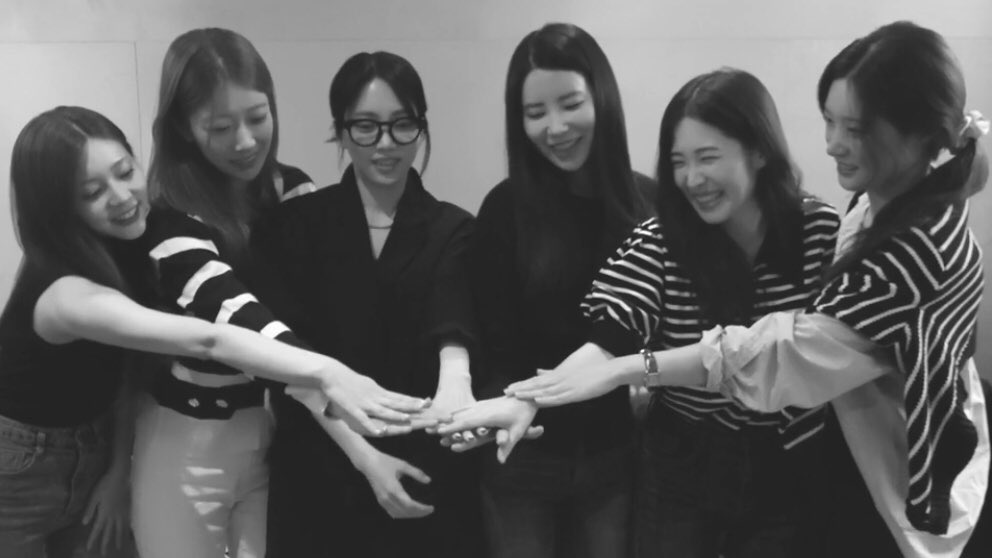 jueunfolder's tweet photo. #7th_Debut_Anniversary 
#ThankYouDIA #RootingForYou https://t.co/fdRUBNctVs