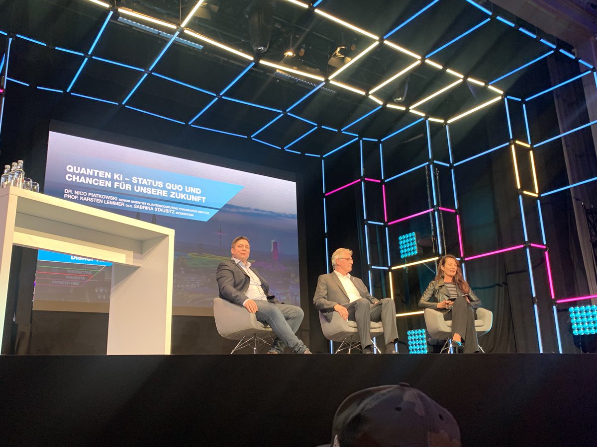 ChristianTemath's tweet photo. Jetzt nochmal der Blick in die Zukunft von #KI. Mit Nico Piatkowski und Karsten Lemmer auf der #DigitalX über das Thema #QuantenKI . Freu mich drauf. #NRWkannKI https://t.co/ptSBQ8UGnl