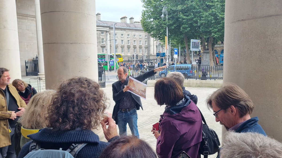 IHTA_RIA's tweet photo. Frank Cullen kicks off the Dublin in Crisis walking tour at the old Parliament Buildings on College Green #ICHT2022 https://t.co/bK6f0K4DP9