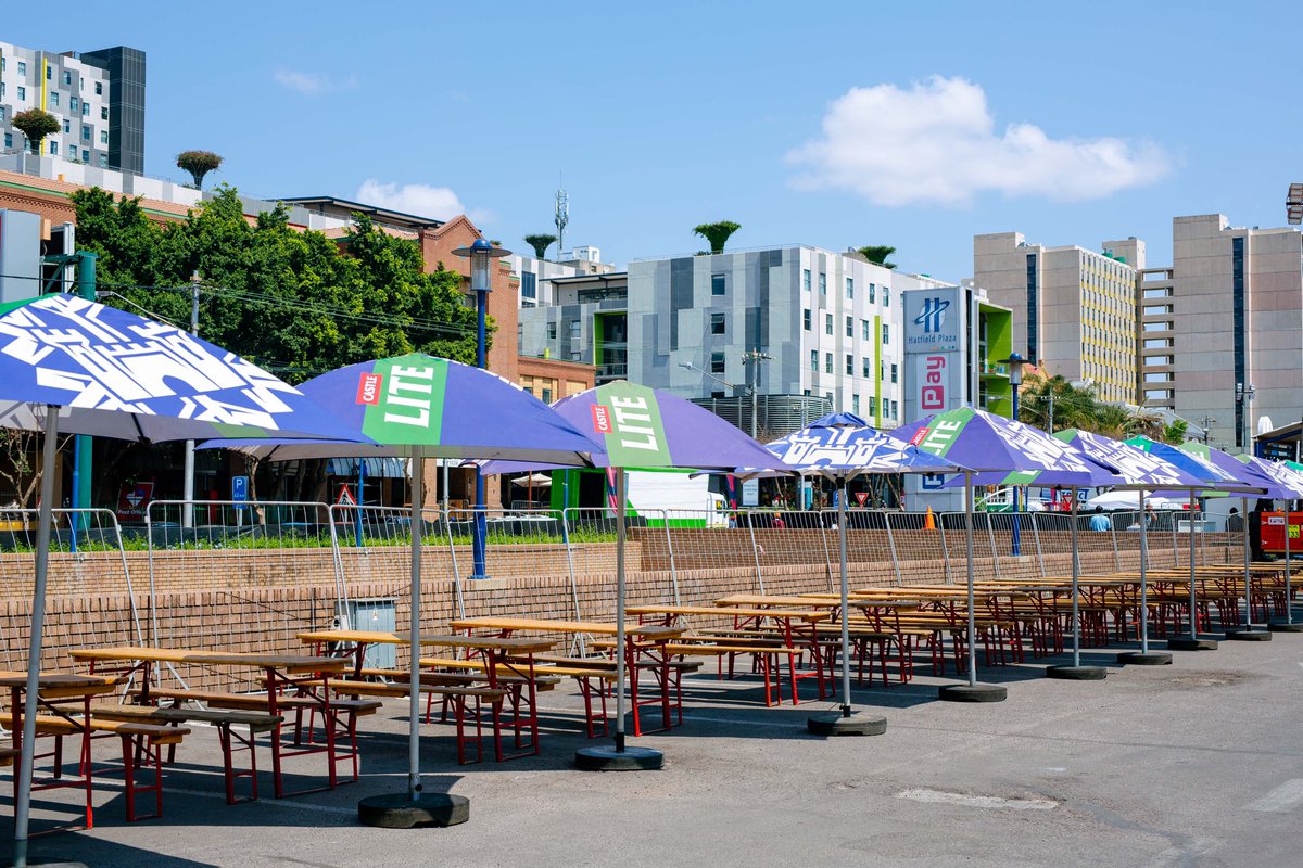 HomeComingEvent's tweet photo. Our beautiful home for the day!
A big shout out to Hatfield Plaza for their support in making #HatfieldSpringDay possible 🏠✨
ph: @PixelKollective https://t.co/v7SlCIU0gI