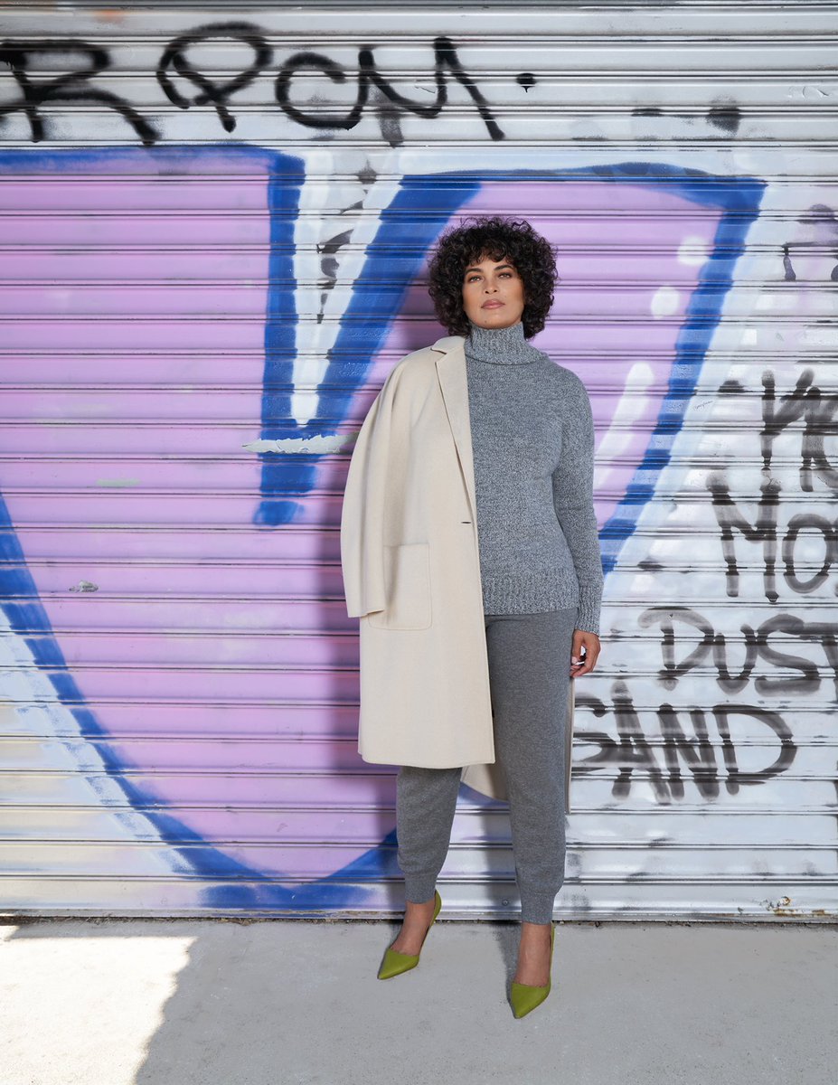 Angellika's tweet photo. When You Do An Amazing Shoot w/Photographer @jcartright in #BushwickBrooklyn Makeup #MatthewScott Styled Myself From My Closet Lafayette 148 and Stilettos Valentino #IconicFocusModelsNYC #FashionModel #CurvyModel #RunwayModel #BeautyModel #GlobalModel #NYC https://t.co/YqSo7lfqxj