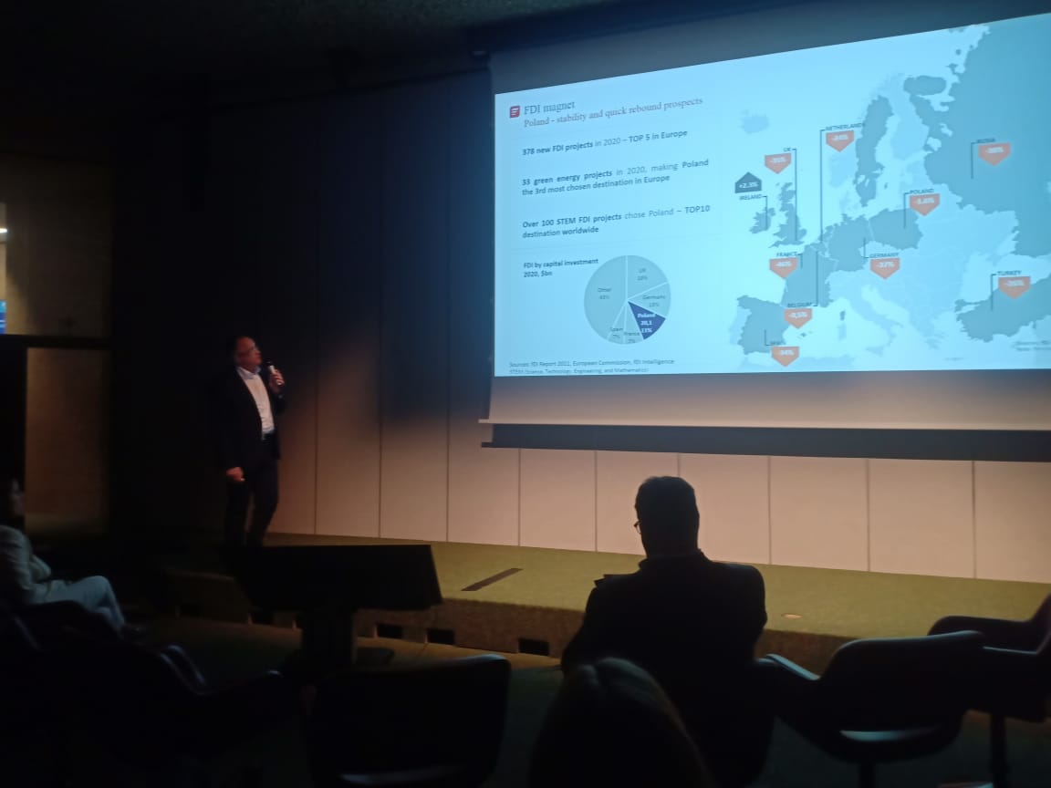 WAIPAorg's tweet photo. At the #WIC22, Mr. Grzegorz Słomkowski, Member of the Board, @PAIH_pl made our audience aware of the "Investments in Poland in the new geopolitical reality" while delivering his exclusive #WICtalks. https://t.co/tfM3GQRfv3