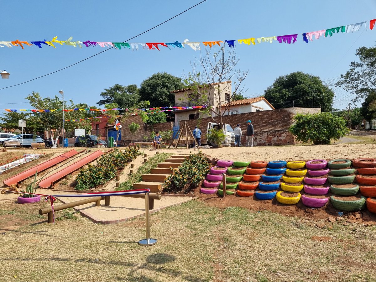 PNUDPARAGUAY's tweet photo. ¡El primer parque infantil naturalizado!🎉👏

✅Un parque con materiales naturales y diseños no estructurados!

☝Este espacio verde ubicado en Villa Elisa, apunta a fortalecer el vínculo de los niños y niñas con la naturaleza🍀🌿🍃 https://t.co/ItDlVQTeIM