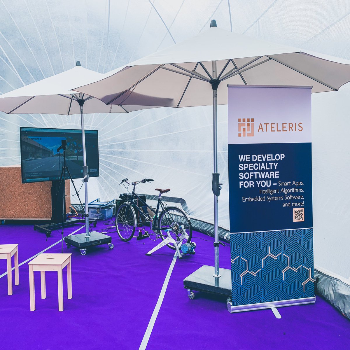 Ateleris (@ateleris) on Twitter photo #DigitalDays #DigitalDay Today we were at the Schlossplatz in #Aarau - in a real bubble. Thanks to the sunshades from the <a href="/stadtmuseum_a/">Stadtmuseum Aarau</a>, the VR headset worked perfectly, even when the sun was out 🙏 #VirtualReality #futurecity #Mobility #digitalization #DigitalTransformation #DigitalDays #DigitalDay Today we were at the Schlossplatz in #Aarau - in a real bubble. Thanks to the sunshades from the <a href="/stadtmuseum_a/">Stadtmuseum Aarau</a>, the VR headset worked perfectly, even when the sun was out 🙏 #VirtualReality #futurecity #Mobility #digitalization #DigitalTransformation