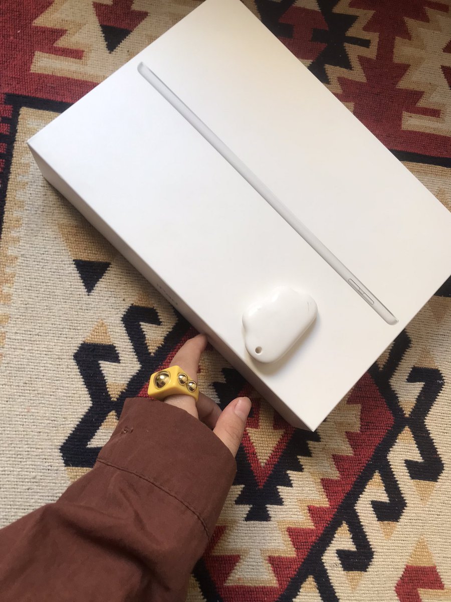 📦🌻 اخوي اشتره ايباد وگلي اني وياج بيه وكلش فرحت 😔🫶🏻