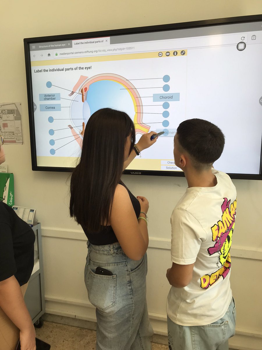 Miriana_co's tweet photo. Ritorno a scuola in tech 🏫😀@LisideTaranto https://t.co/aHkZaj9py4