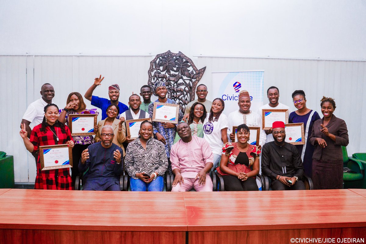 promadng's tweet photo. We appreciate @CivicHive team, Mr @seunonigbinde, @BudgITng's Global Director and the @macfound Special appreciations to the facilitators @drjoeabah, @josephagunbiade, @JoelOgunsola, Madam @obyezeks and many others #PROMADFoundation #CommunityNeedsAssessment https://t.co/MKlbbl0sRW
