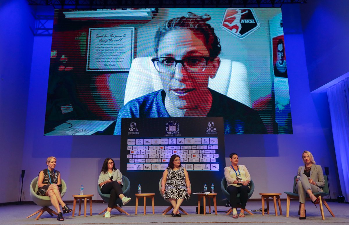 SIGAlliance's tweet image. Playing to win: Female Leadership in sport!
@JessicaBerman1 @EmineBozkurt #LorinHamlin @DrMaryDavis  @evenolan &amp;amp; #KatieSimmonds provided precious insights on #genderequity.
#SIW2 day 3

#StandWithSIGA

Check #SIGAWomen Mentorship Programme: bit.ly/3Bfp2mr