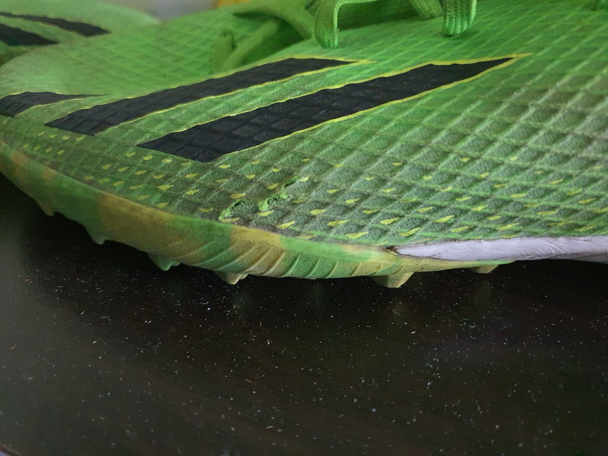 deep3110's tweet photo. @adidas @adidasfootball we purchased football shoes from your outlet in Oberoi Mall, Mumbai, India on 26/07/22. Within a week after just one match it ruptured (see pic). On complaining so far has been no response. Very poor product and extremely poor service. Pls help. https://t.co/HP2ZosCUTC