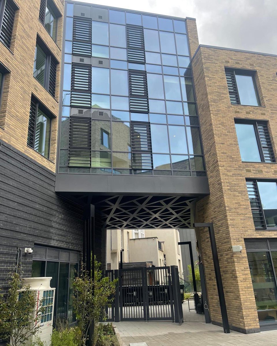MitchMcDerm's tweet photo. We’re pleased to share images of the recently completed Brewers Close #StudentAccomm scheme. Congratulations to our client @GSASpaceToGrow & the team involved to bring this project to completion.
#ProjectManagement #CostManagement #PC #Dublin #Construction #MitchellMcDermott https://t.co/0K6FS0eUQy