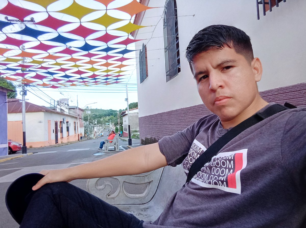 Adickson_1's tweet photo. Ciudad Upata, Venezuela 🇻🇪

#Venezuela #Upata #Bendecido #Feliz #Selfie #SiguemeYTeSigo #Followback #SiguemeYTeSigoDeVuelta https://t.co/mTj6p3HdWV