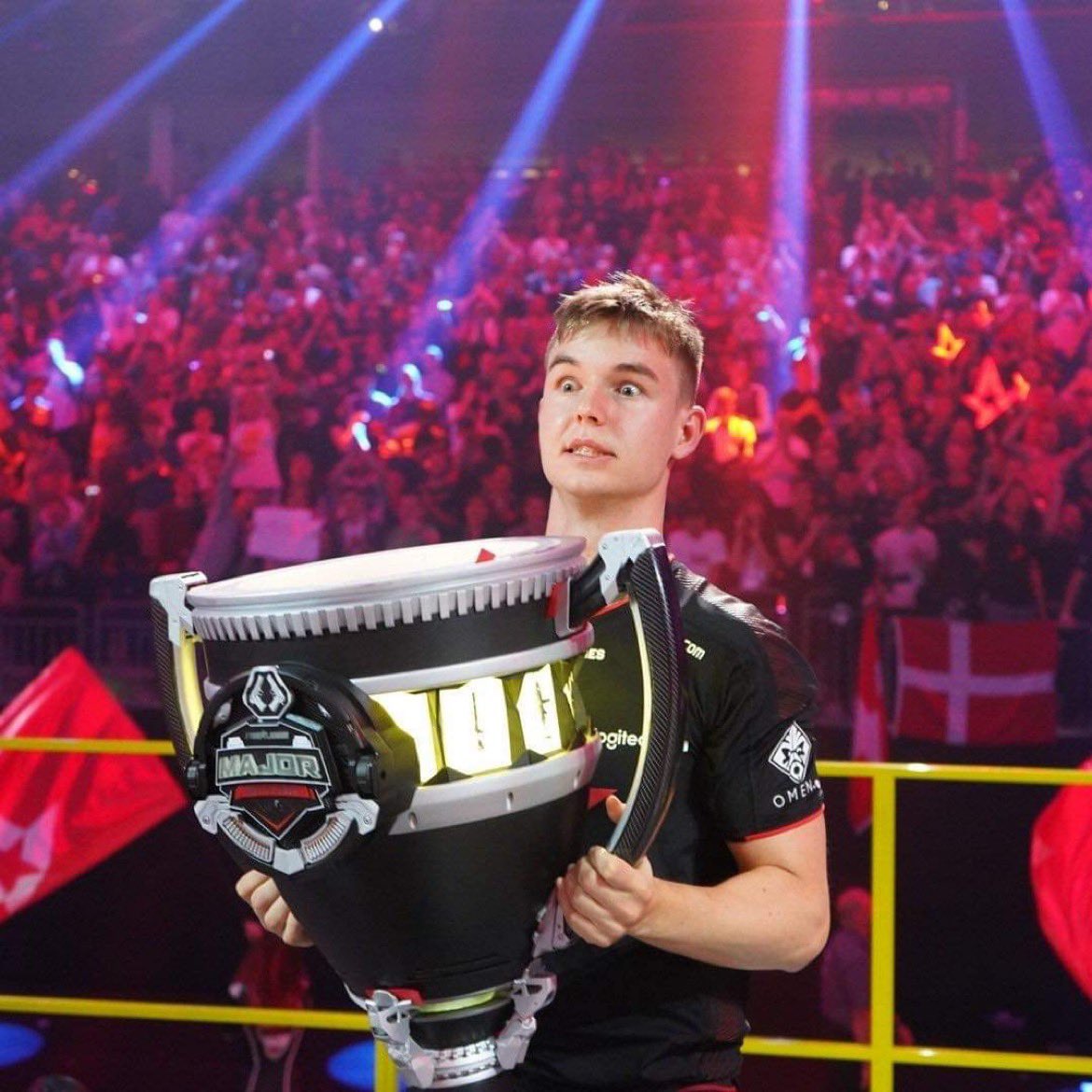 Clauslr's tweet photo. @AstralisCS https://t.co/NhG0TJRqwO