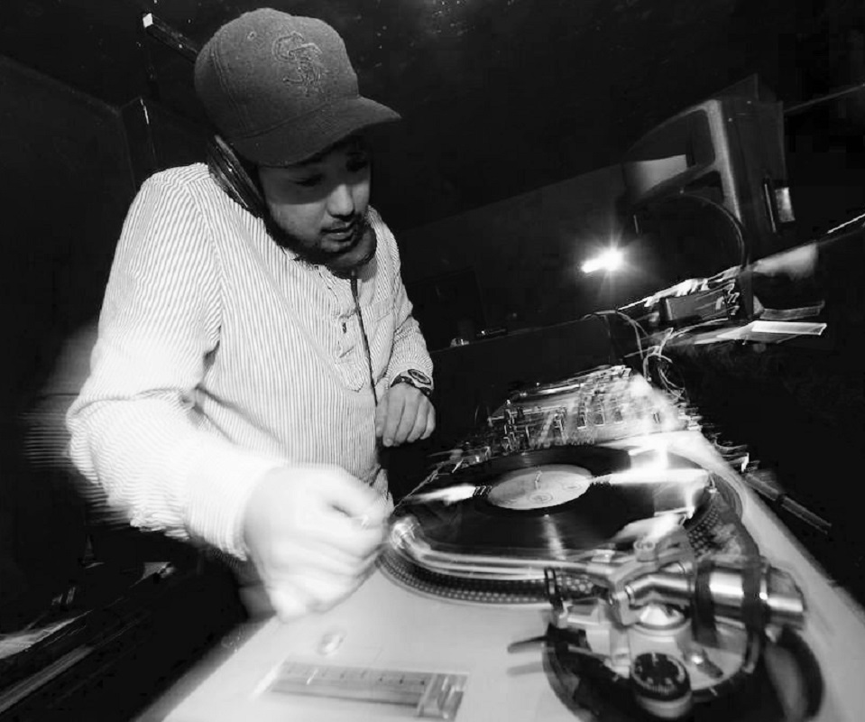 ContactTokyo's tweet photo. Tonight CONTACT LAST WEEKDAY supported by bamboo
Foyer:
REMI (ROUNDHOUSE | THE OATH) @theacidbaby
SHOWHEY @sbt_s
SUZU (CHARGE | KEY)
hairioku (REMEDY) @ocra_xx
Pocho in the house (REMEDY)

[Food]
ONKsit

[Coffee]
中目黒Lounge
 
[Guest Bartender]
ROUSH (青山蜂) @RO_SYU https://t.co/pTeGFS4JRJ
