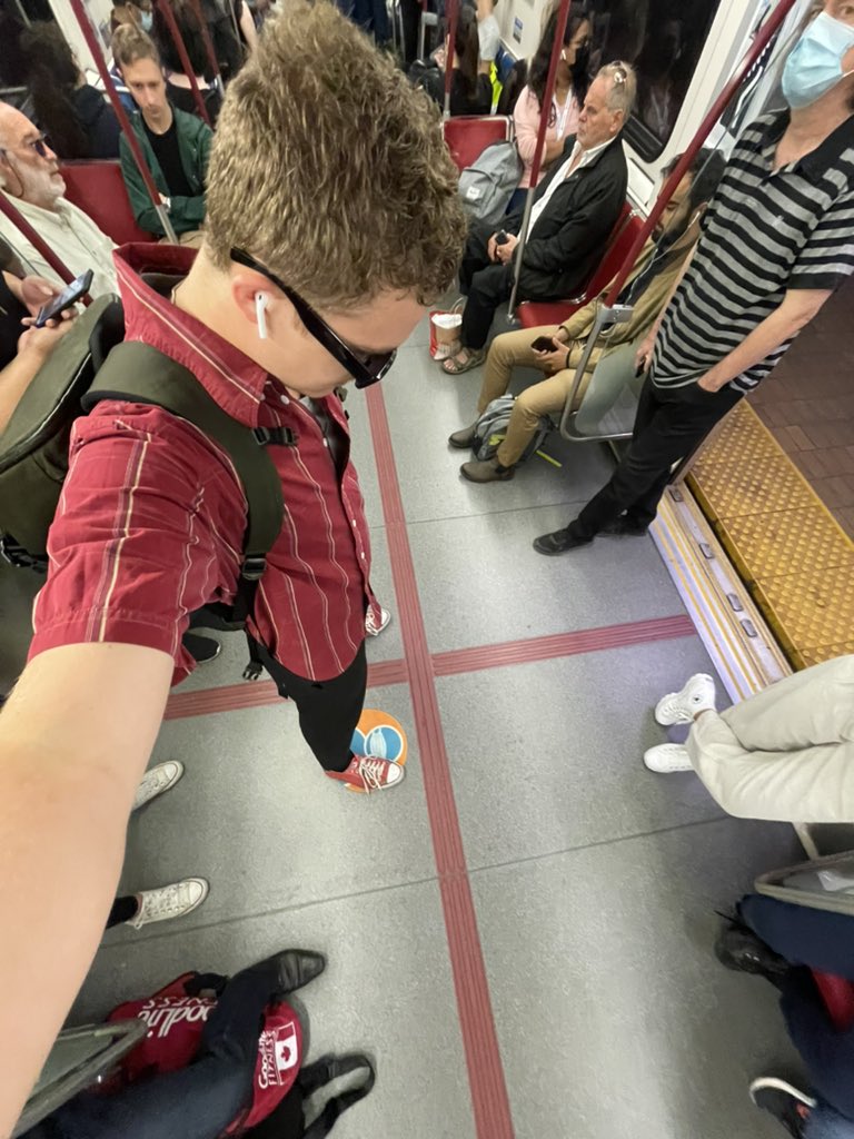JooshBeextin's tweet photo. Standing up on the subway when holding onto no handles is really just riding a gigantic electric skateboard https://t.co/7g5s6b9CJS