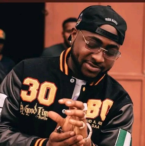 Memorie54520172's tweet photo. @davido you might be hate in the industry, it might be you vs the industry 

But you have what the will never, you have what the will only dream of and that's  your fan base #30BG the strongest fan base in africa 

#30BG will and has always been there for you 
#davido 
#30BG https://t.co/uexqMdes96