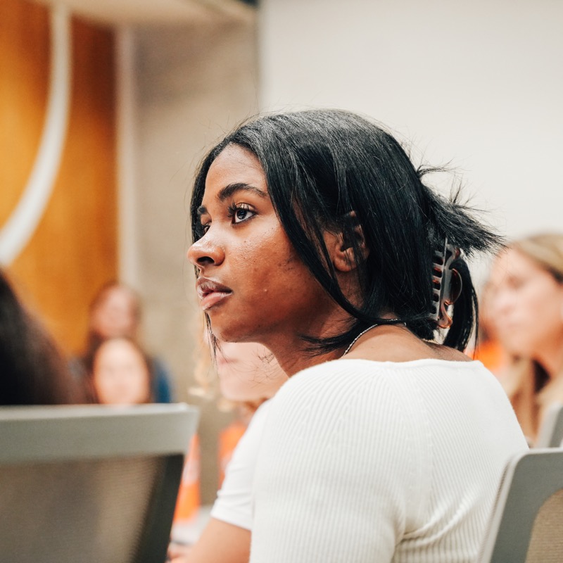 ClemsonVB's tweet photo. Attending the Black Student-Athlete Summit, the POWER trip to Chicago and the Sports Business Classroom Business of Basketball Immersive Experience makes for a memorable summer

Colleen Finney reflects on all her experiences over the past couple months and more below ⬇️