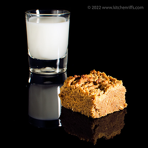 Peanut Butter Bars — tasty, satisfying, and easier to make than cookies: kitchenriffs.com/2022/09/peanut…