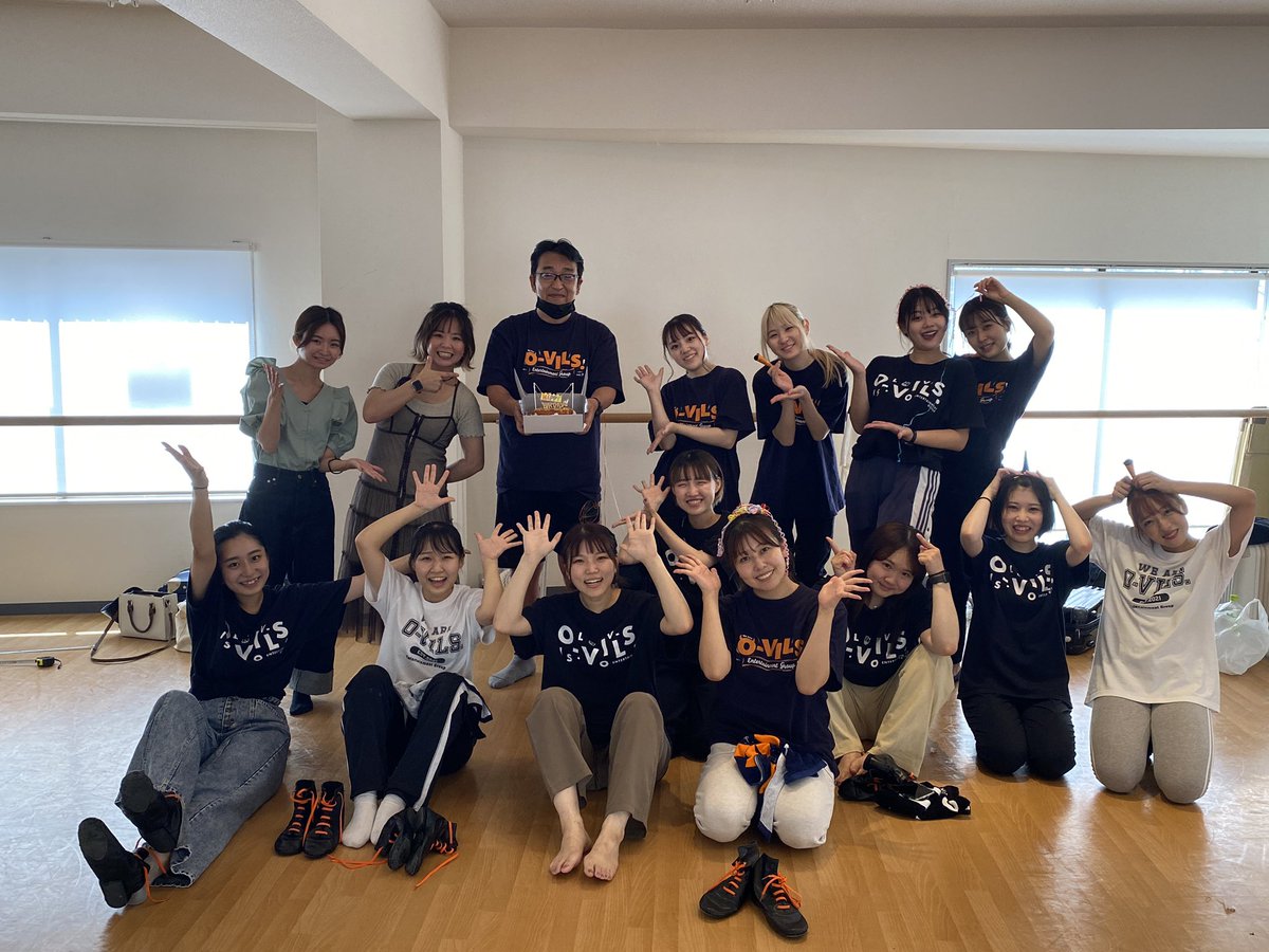 本日、『ブラダンショーケースVol.1』にお越しいただいた皆様、ありがとうございました❇️

初の東京でのイベントでしたが、多くの方に盛り上がっていただき、終演後お声をかけていただけて嬉しかったです♥️

今後ともO-VILS.の応援をよろしくお願いいたします！！

 #ovils  #オービルズ  #ブラダン