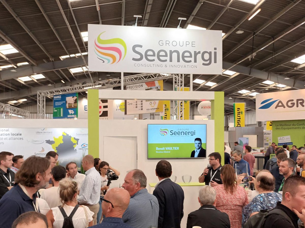seenovia's tweet photo. 🥂 Retour en images sur le temps fort de ce midi sur le stand Seenergi !

Benoît VAULTIER, Directeur Général #Seenergi, Yoann GANDAIS, Responsable #GenoCellules et Thomas AUBRY, Responsable @medriaelevage se sont succédés pour présenter les dynamiques autour de nos services : https://t.co/EjRoO44N7h