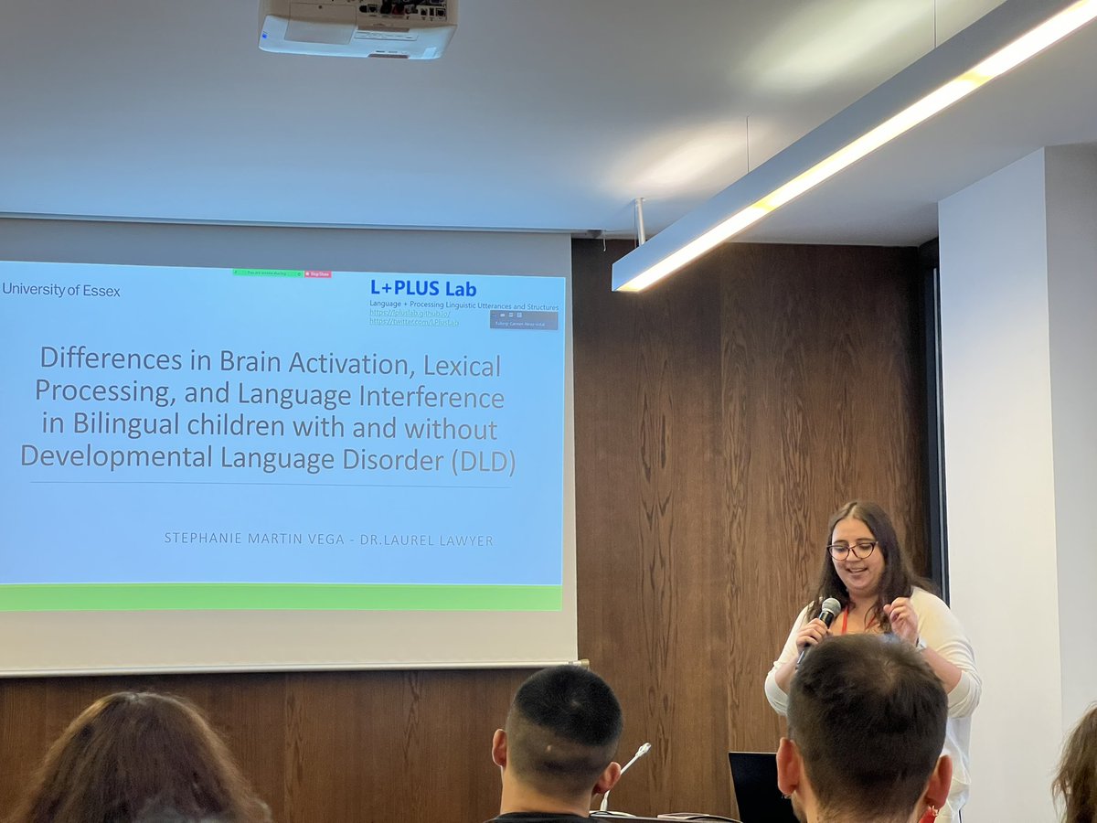 BSBM_UPF's tweet photo. Fascinating research presentations from our students! Amazing job, everyone!👍🏼 https://t.co/rESdlg0sC4