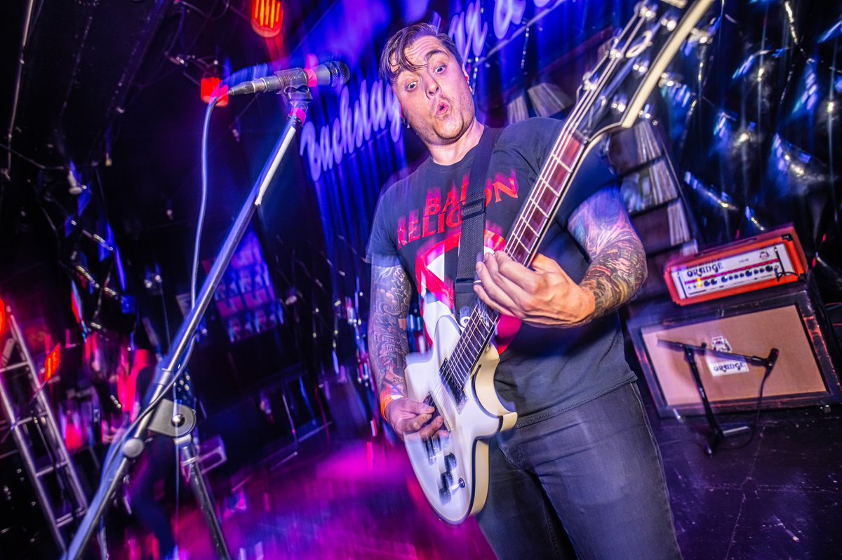 Damaged_Savage's tweet photo. It’s been a while Savages! Who’s ready for another show?
📸: @halfstop 
.
#guitar #guitarist #live #music #damagedsavage #ibanez #orangeamps #tattoo #photography #punkrock #bbbs #badreligion #retweet https://t.co/zlzpoX6ji2