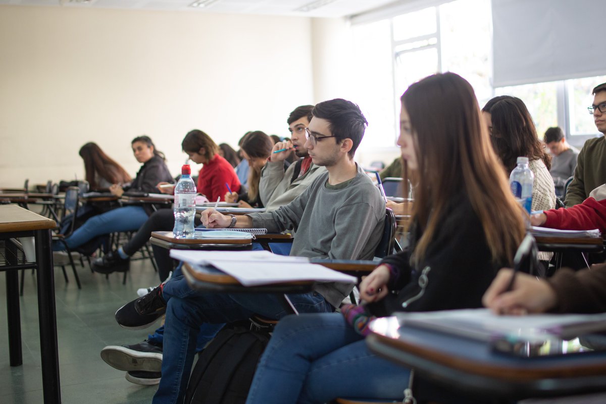 Becas Sarmiento para estudiantes de carreras de grado de la UBA

🗓️ Tenés tiempo para inscribirte hasta el 23/9 

Más info en: uba.ar/#/noticias/5630