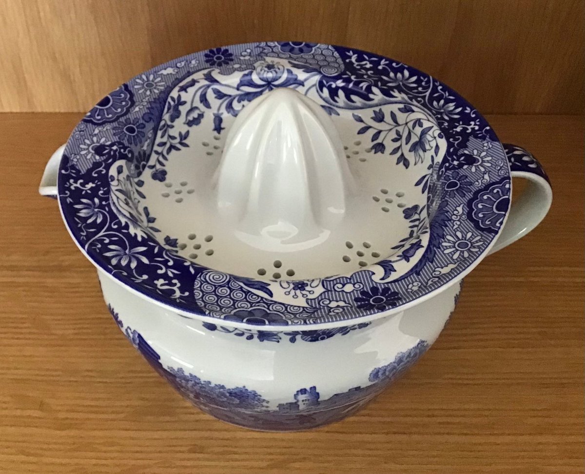 VintageUKSouth's tweet image. Thanks for the kind words! ★★★★★ "Very lovely!  As pictured.  Arrived well packed, in good time internationally.  I will put it to use. Thank you!" Leslie Ellis #etsy #jugandjuicer  #copelandspode #kitchen #spodejug #collectible #vintagegift etsy.me/3Du8LN9